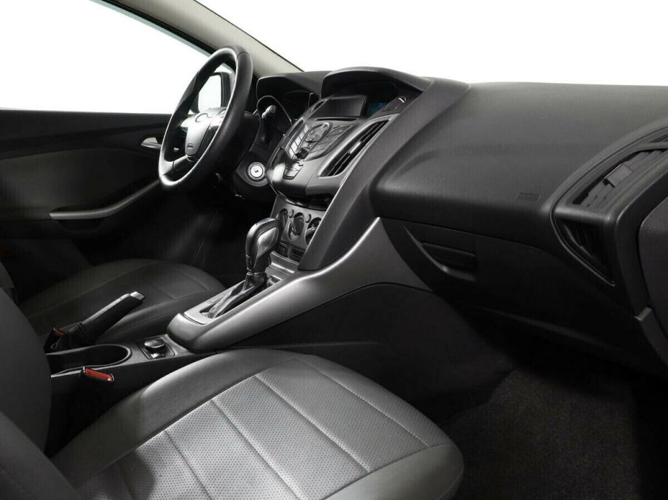 Ford Focus 1.6 РКПП, 2013, 125 000 км фото 7