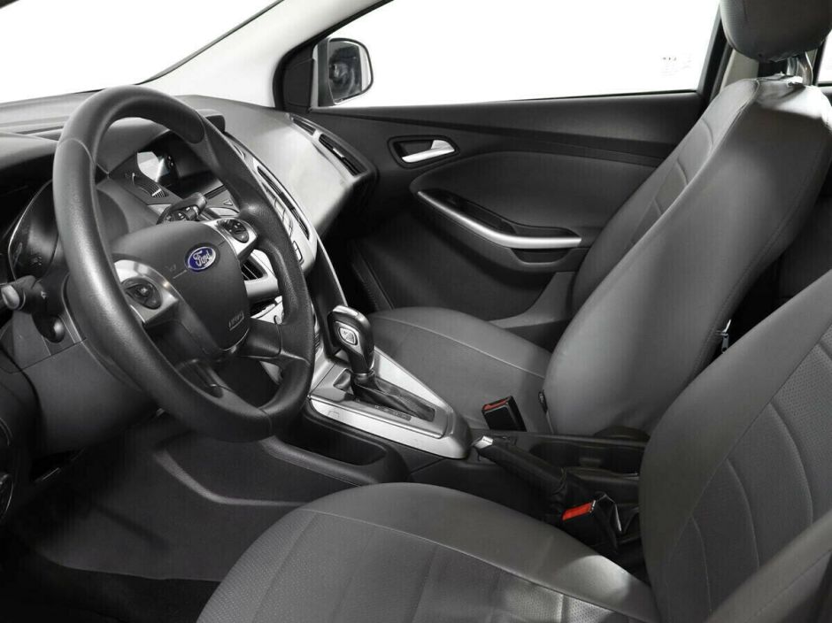 Ford Focus 1.6 РКПП, 2013, 125 000 км фото 9