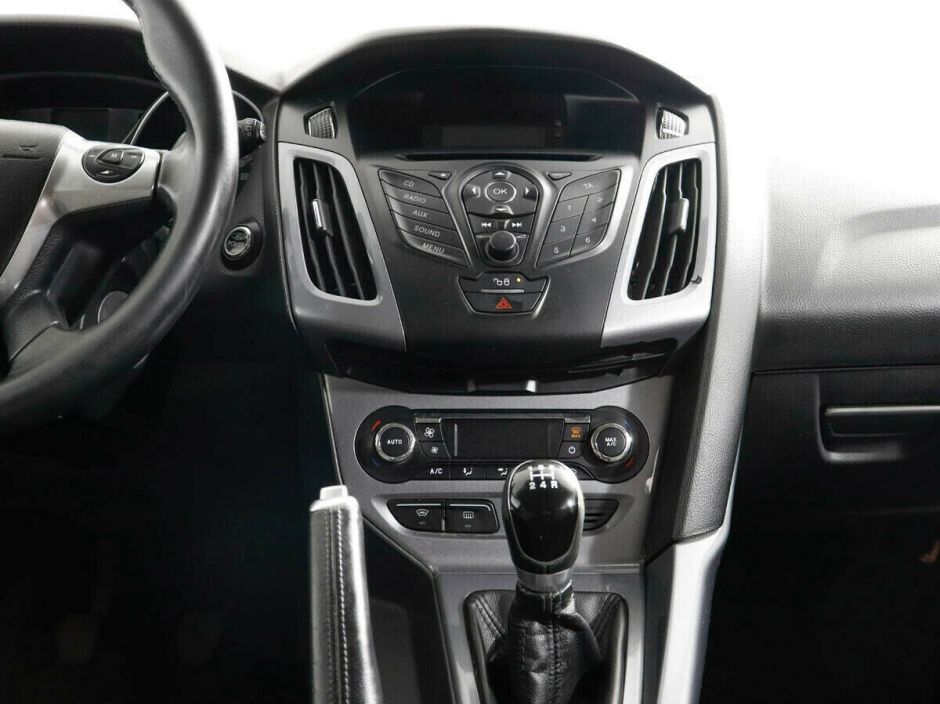 Ford Focus 2.0 МКПП, 2012, 136 000 км фото 5