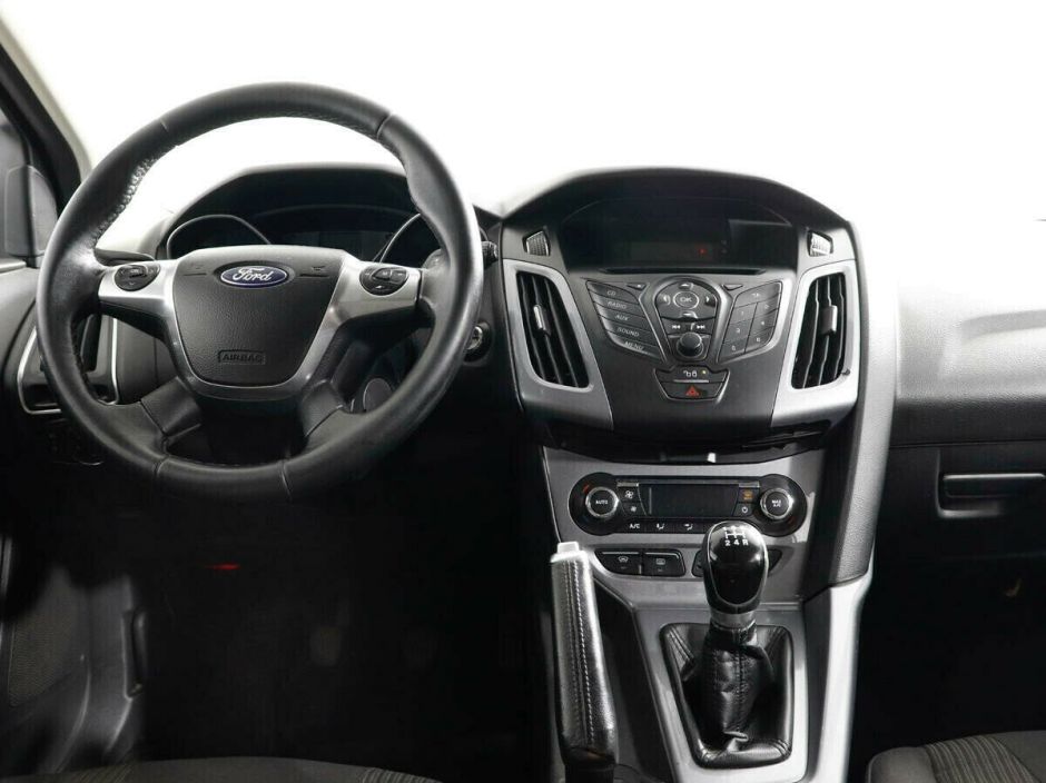 Ford Focus 2.0 МКПП, 2012, 136 000 км фото 6