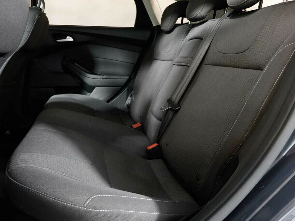 Ford Focus 2.0 МКПП, 2012, 136 000 км фото 9