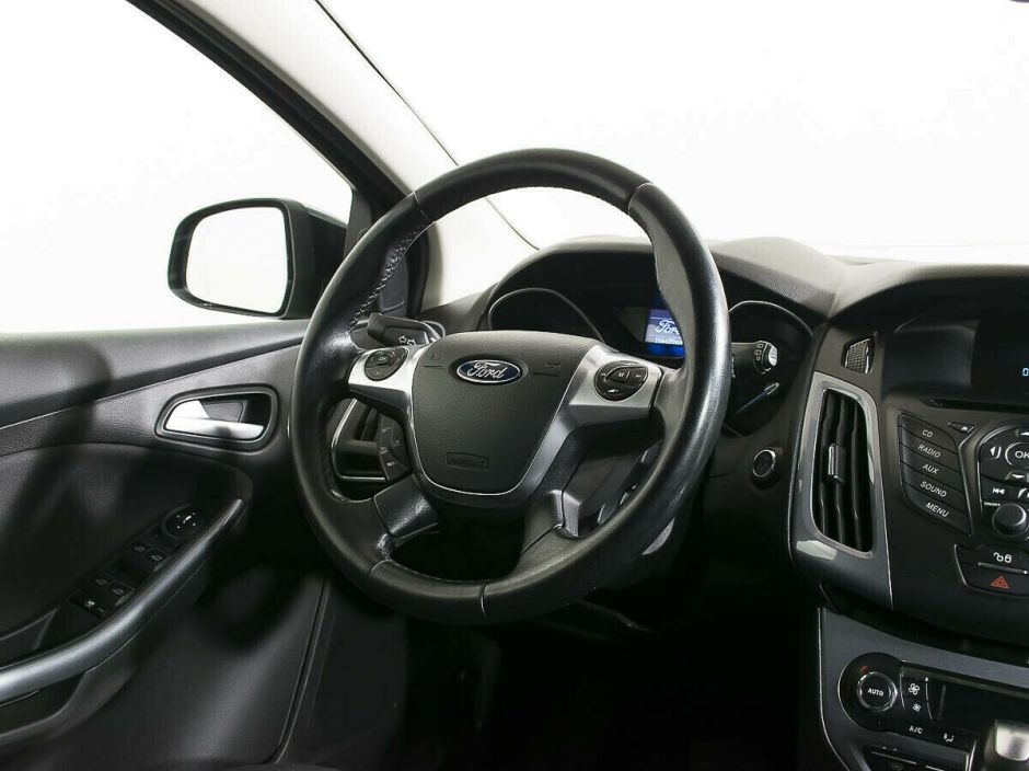 Ford Focus 1.6 РКПП, 2014, 117 000 км фото 5