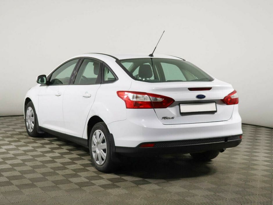 Ford Focus 1.6 МКПП, 2012, 139 000 км фото 4