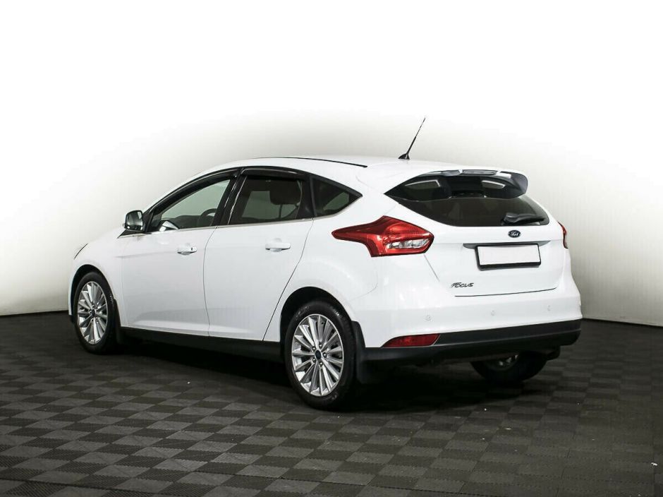 Ford Focus 1.6 РКПП, 2017, 83 000 км фото 4