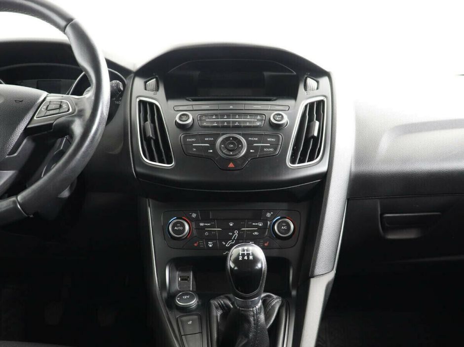 Ford Focus 1.5 МКПП, 2018, 61 000 км фото 5