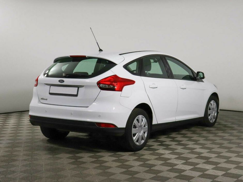 Ford Focus 1.6 РКПП, 2018, 63 000 км фото 3