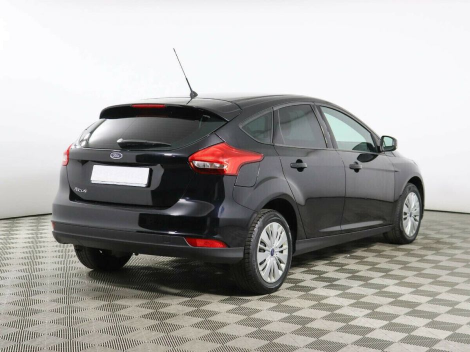 Ford Focus 1.6 МКПП, 2017, 77 000 км фото 3