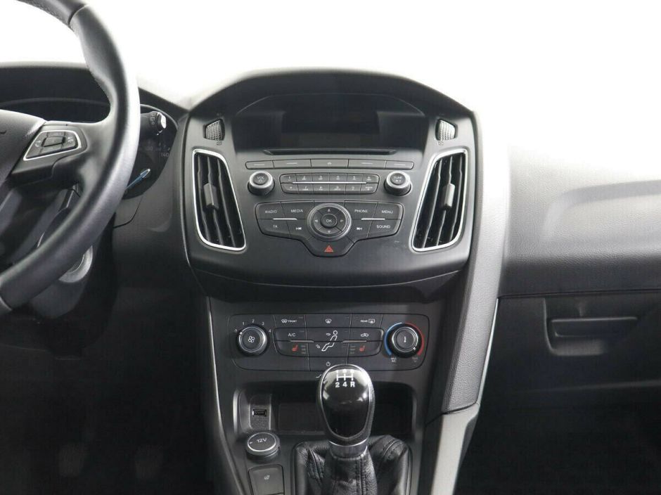 Ford Focus 1.6 МКПП, 2017, 77 000 км фото 5