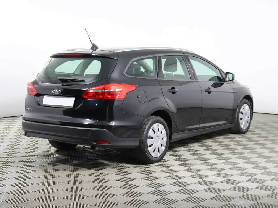 Ford Focus 1.6 РКПП, 2015, 107 000 км фото 3