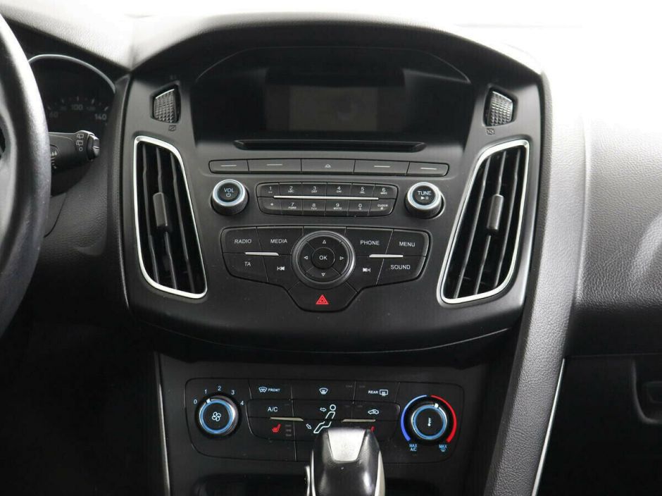 Ford Focus 1.6 РКПП, 2015, 107 000 км фото 5