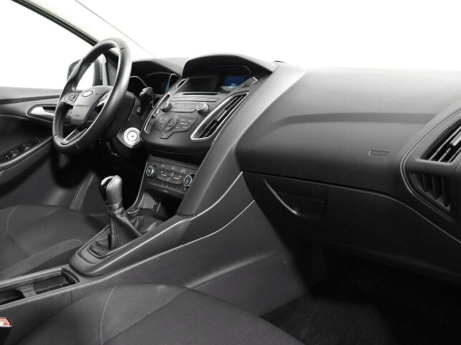 Ford Focus 1.5 МКПП, 2018, 71 000 км фото 7
