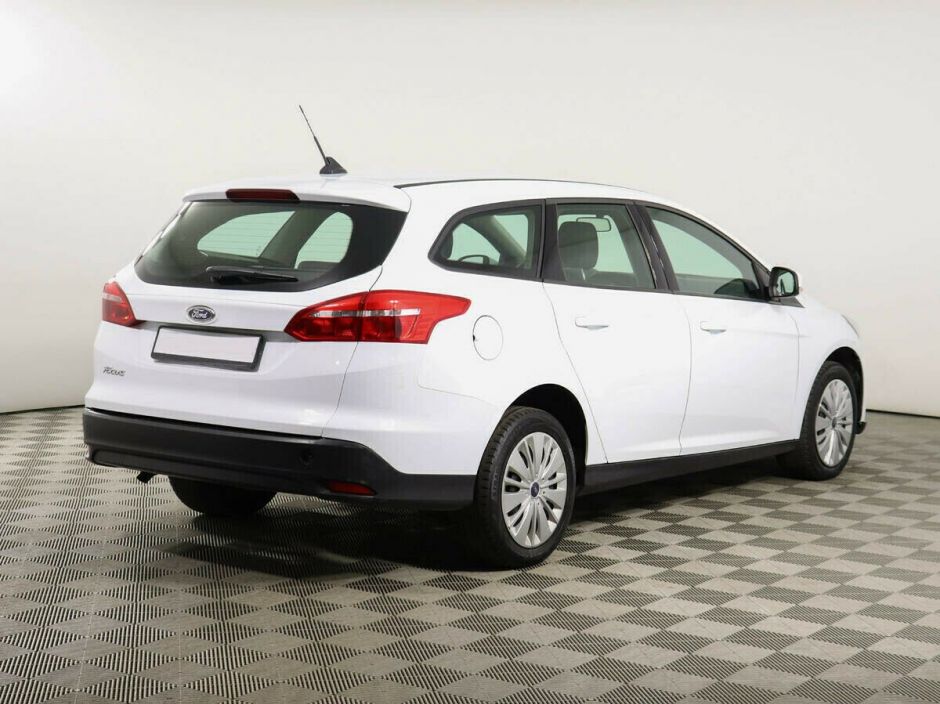 Ford Focus 1.6 МКПП, 2017, 80 000 км фото 3