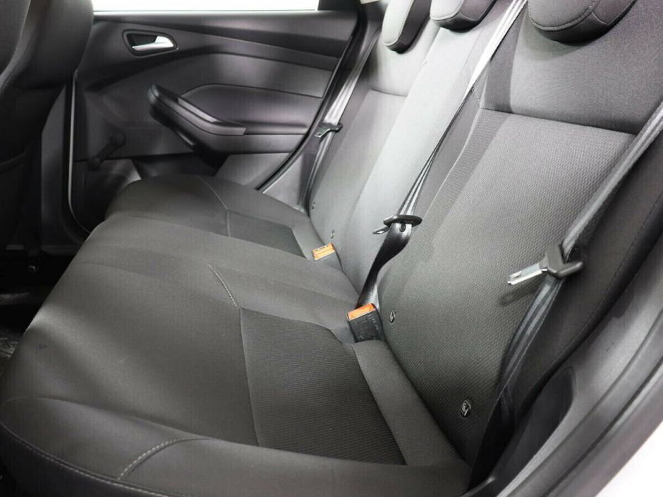 Ford Focus 1.6 МКПП, 2017, 80 000 км фото 9