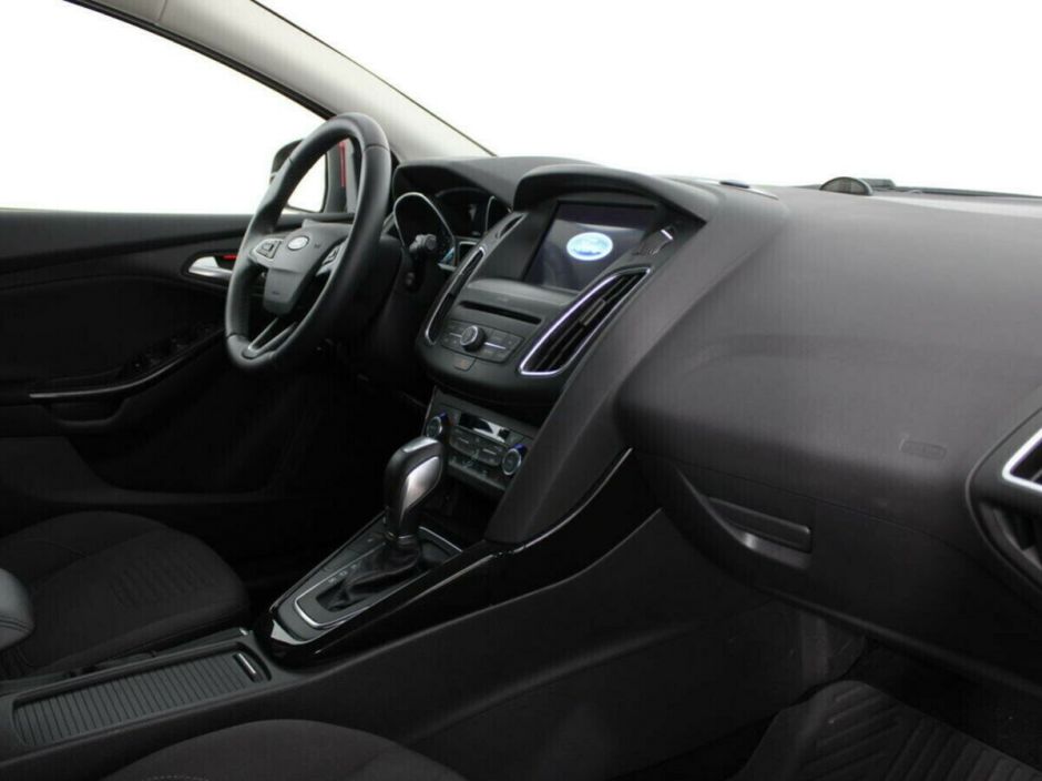 Ford Focus 1.6 РКПП, 2019, 48 000 км фото 7