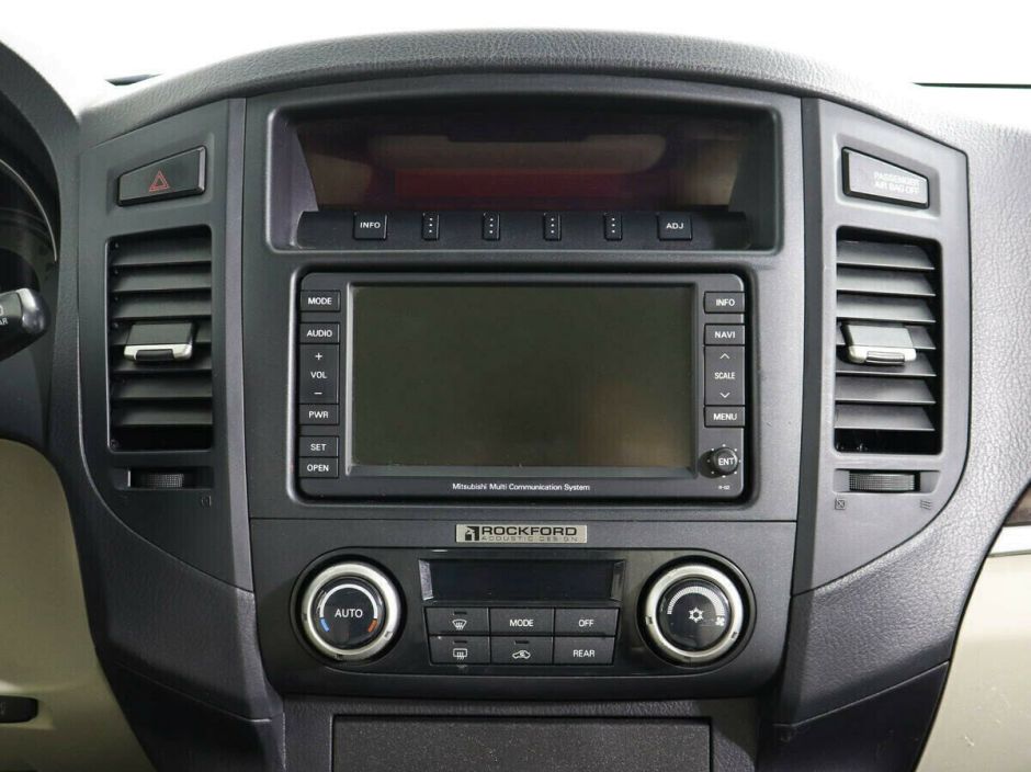 Mitsubishi Pajero 3.2 АКПП, 2008, 186 000 км фото 9