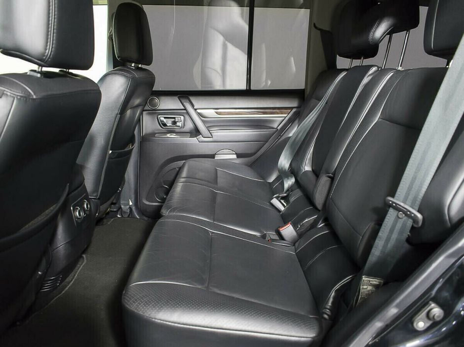 Mitsubishi Pajero 3.2 АКПП, 2007, 206 000 км фото 8