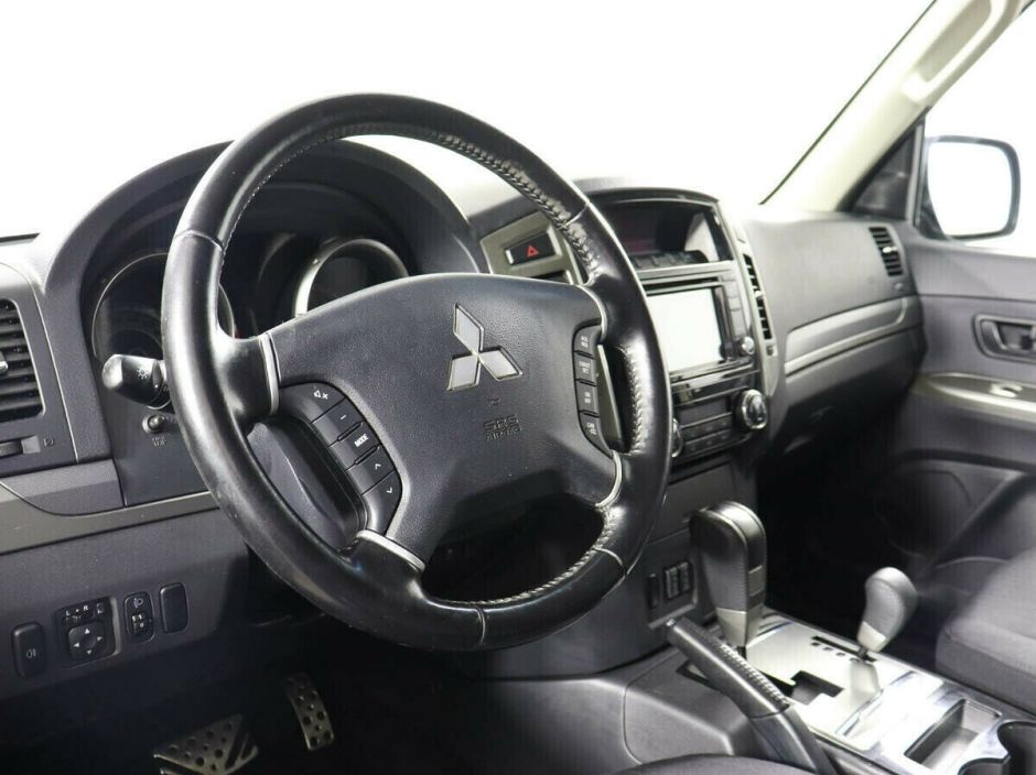 Mitsubishi Pajero 3.0 АКПП, 2014, 120 000 км фото 9