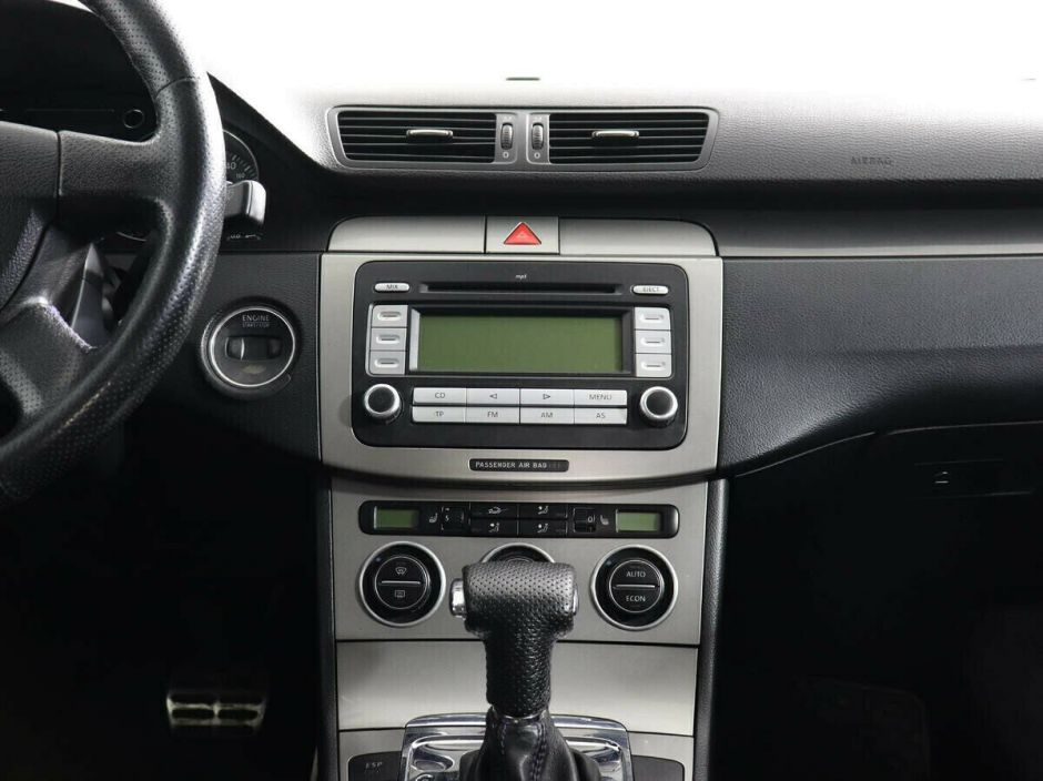 Volkswagen Passat 2.0 АКПП, 2010, 160 000 км фото 5