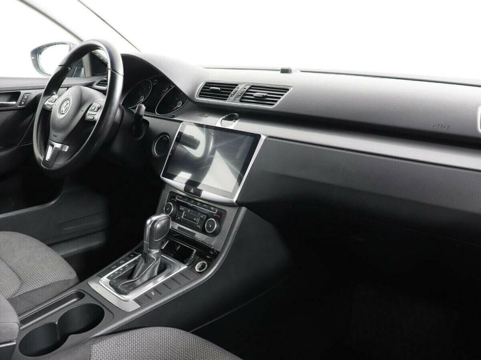 Volkswagen Passat 1.8 РКПП, 2013, 134 000 км фото 5