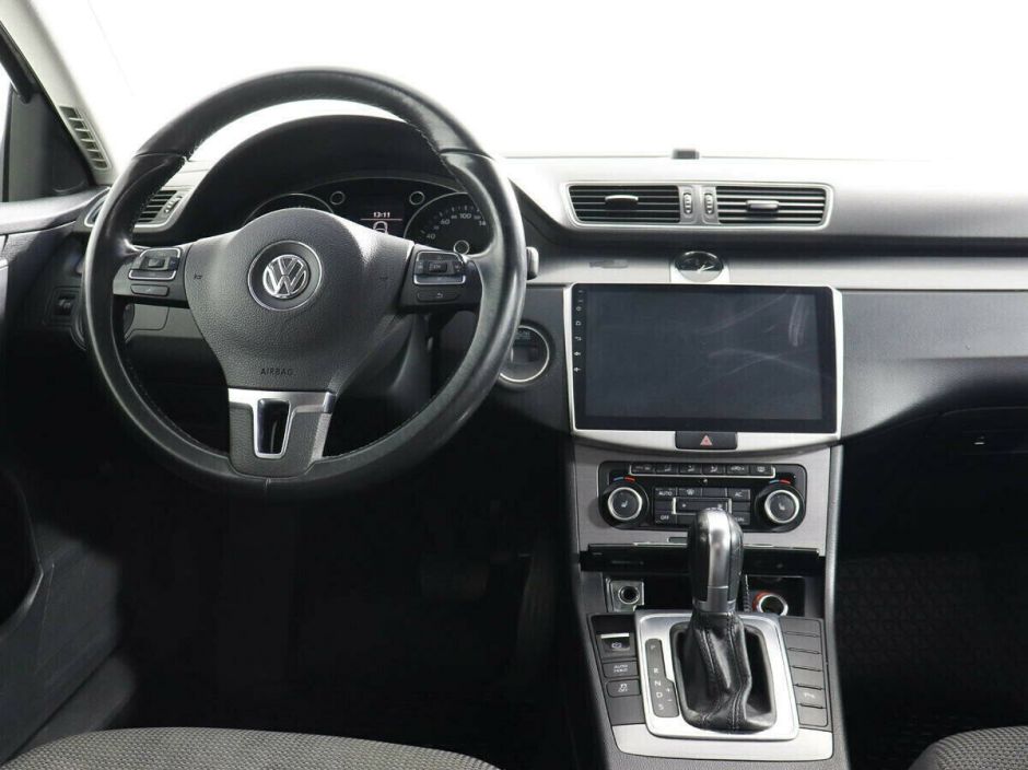 Volkswagen Passat 1.8 РКПП, 2013, 134 000 км фото 7