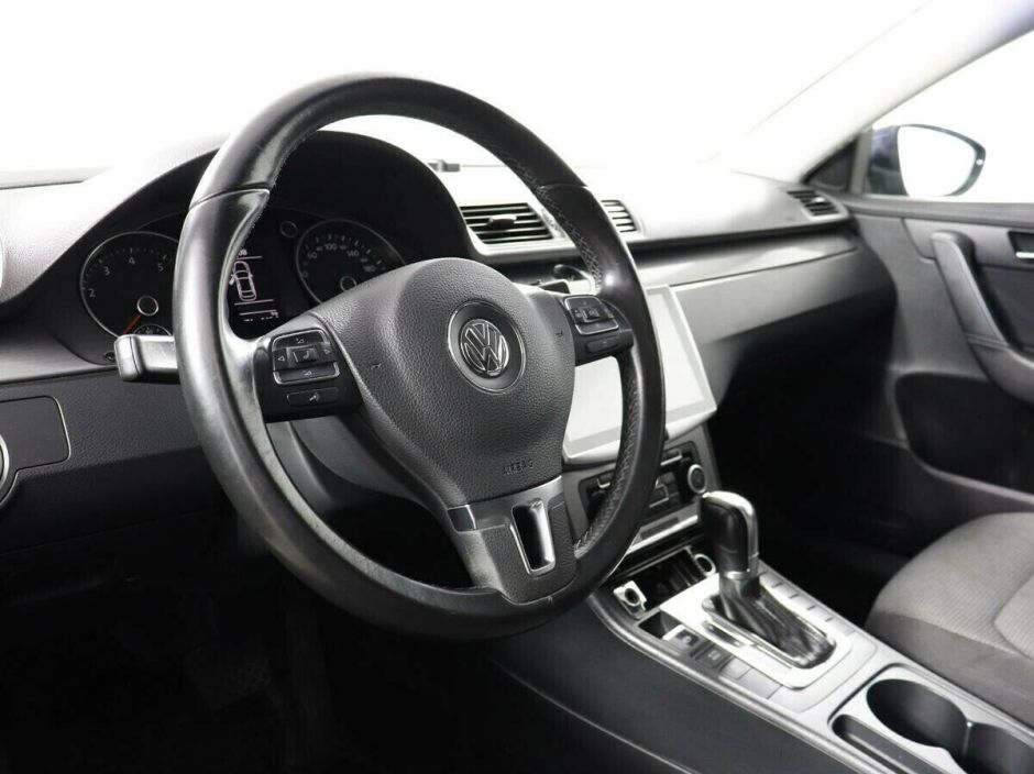 Volkswagen Passat 1.8 РКПП, 2013, 134 000 км фото 8