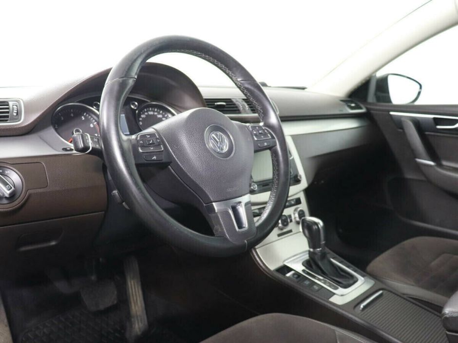 Volkswagen Passat 1.8 РКПП, 2011, 151 000 км фото 9