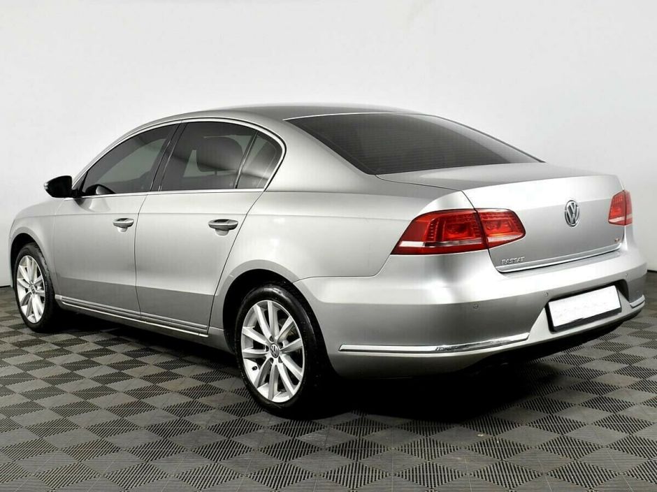 Volkswagen Passat 1.8 РКПП, 2013, 126 000 км фото 4