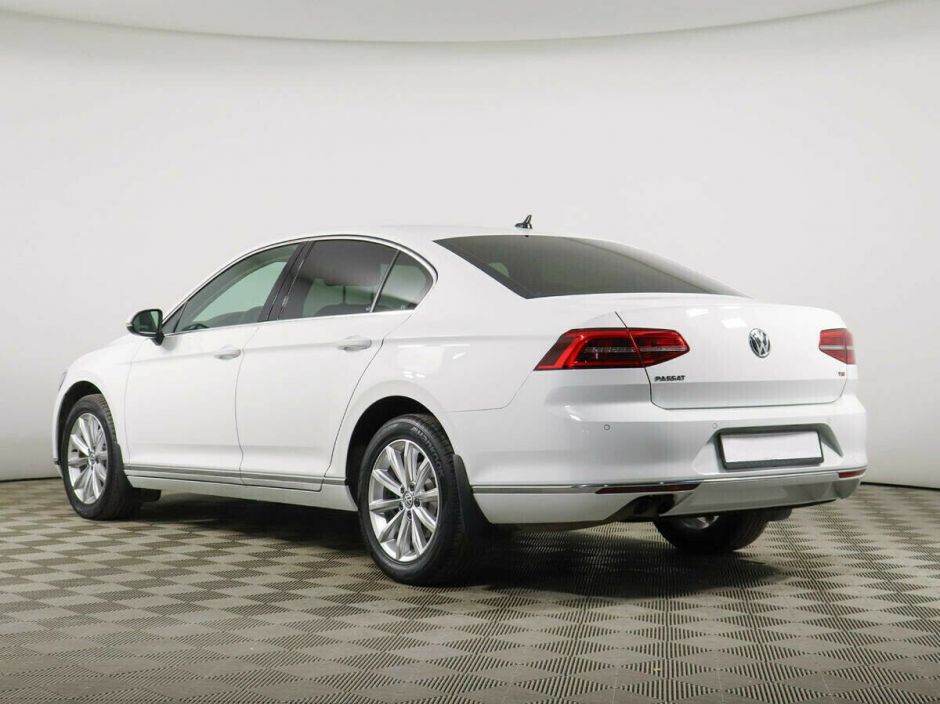 Volkswagen Passat 1.8 РКПП, 2017, 84 000 км фото 3