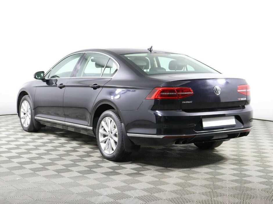 Volkswagen Passat 1.8 РКПП, 2018, 62 000 км фото 3