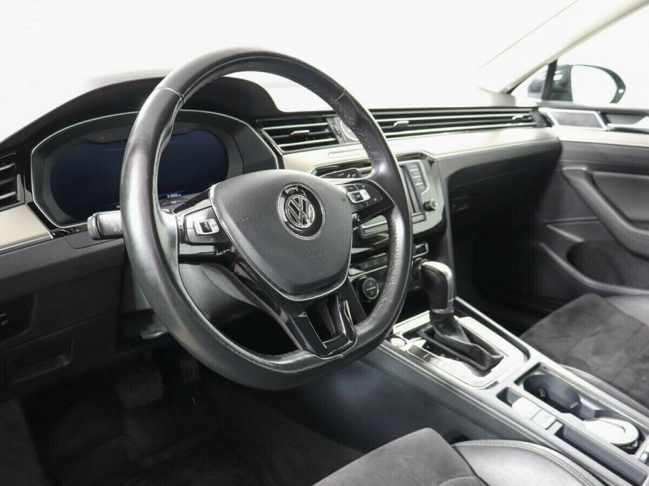 Volkswagen Passat 1.8 РКПП, 2018, 62 000 км фото 7