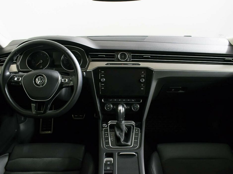 Volkswagen Passat 1.8 РКПП, 2018, 62 000 км фото 10