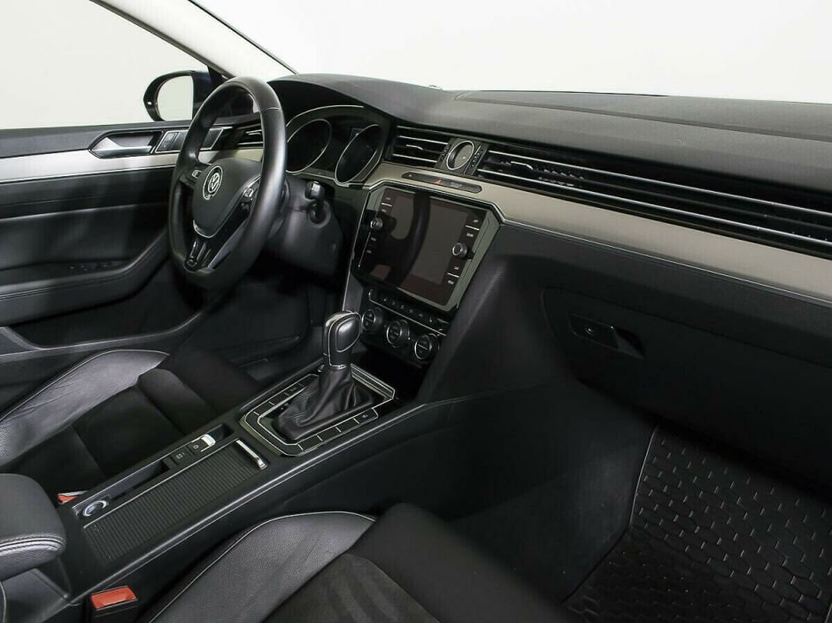 Volkswagen Passat 1.8 РКПП, 2018, 62 000 км фото 12