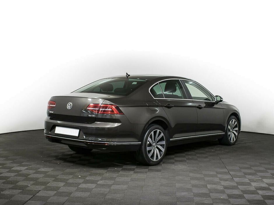 Volkswagen Passat 2.0 РКПП, 2017, 84 000 км фото 4