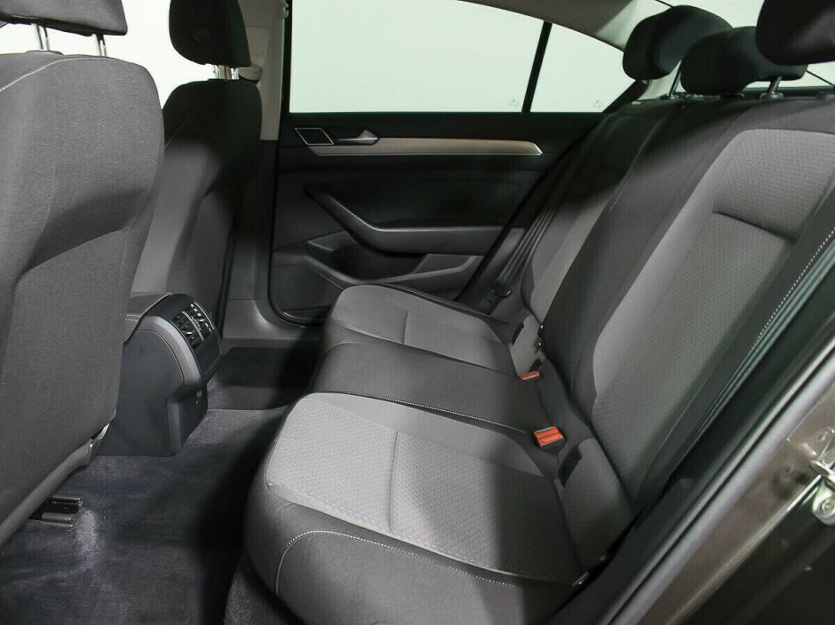 Volkswagen Passat 2.0 РКПП, 2017, 84 000 км фото 6