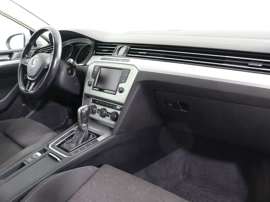 Volkswagen Passat 1.4 РКПП, 2016, 91 000 км фото 8