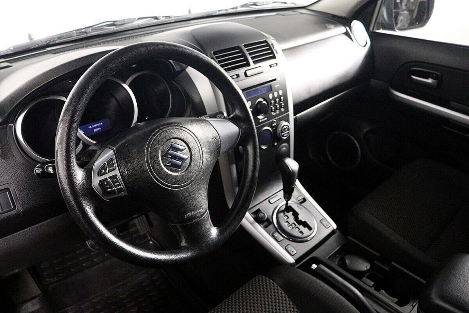 Suzuki Grand Vitara 2.0 АКПП, 2010, 169 000 км фото 5