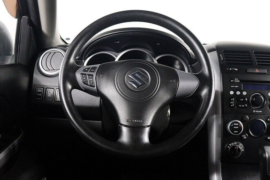 Suzuki Grand Vitara 2.0 АКПП, 2010, 169 000 км фото 6