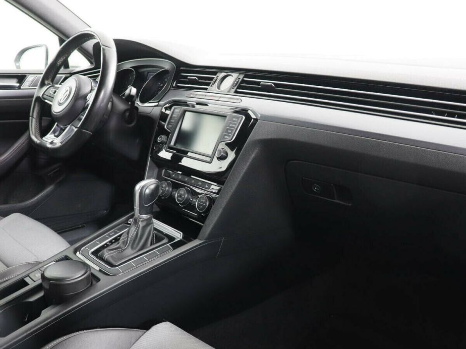Volkswagen Passat 1.4 РКПП, 2017, 85 000 км фото 5