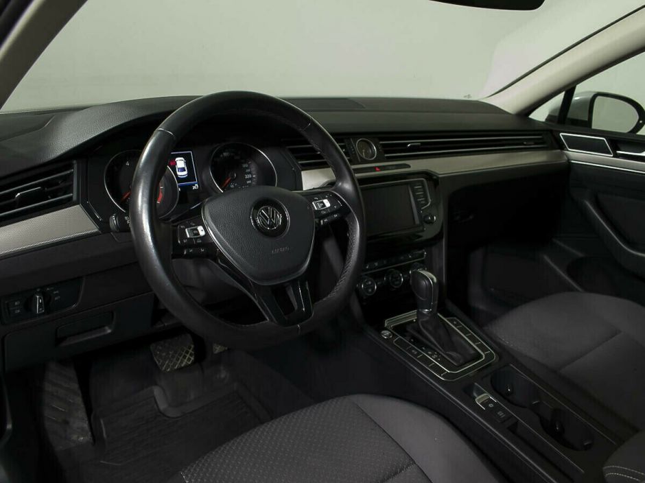 Volkswagen Passat 1.5 РКПП, 2018, 73 000 км фото 12