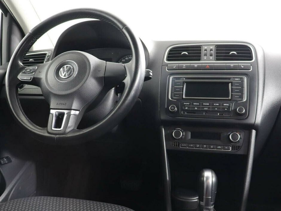 Volkswagen Polo 1.6 АКПП, 2011, 153 000 км фото 9