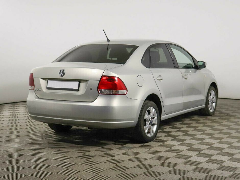 Volkswagen Polo 1.6 АКПП, 2012, 142 000 км фото 3