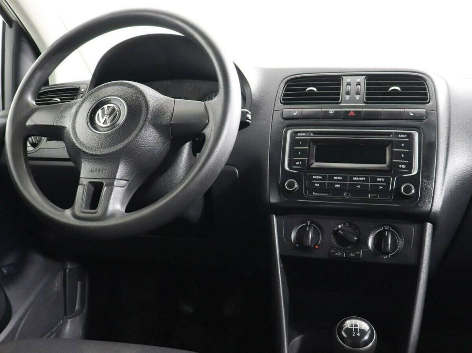 Volkswagen Polo 1.6 МКПП, 2013, 121 000 км фото 7
