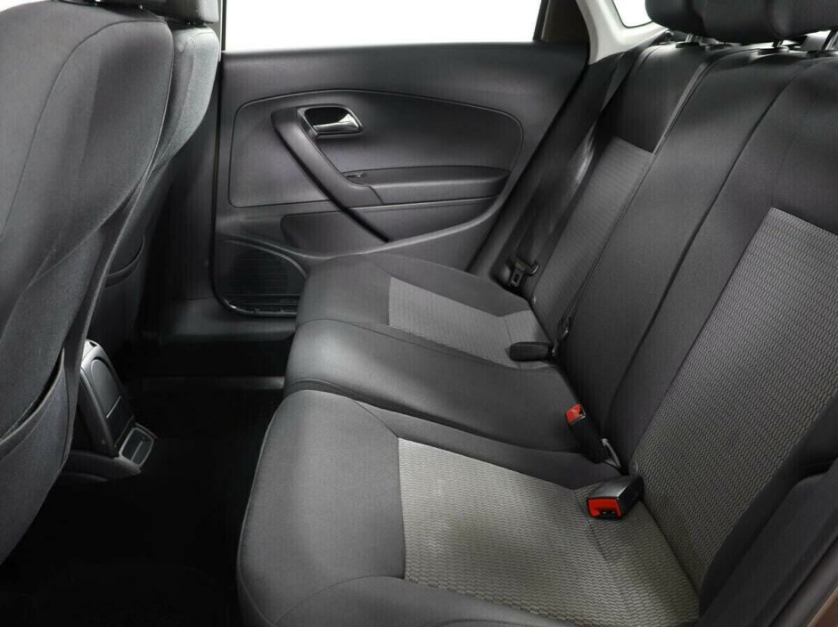 Volkswagen Polo 1.6 МКПП, 2012, 137 000 км фото 6