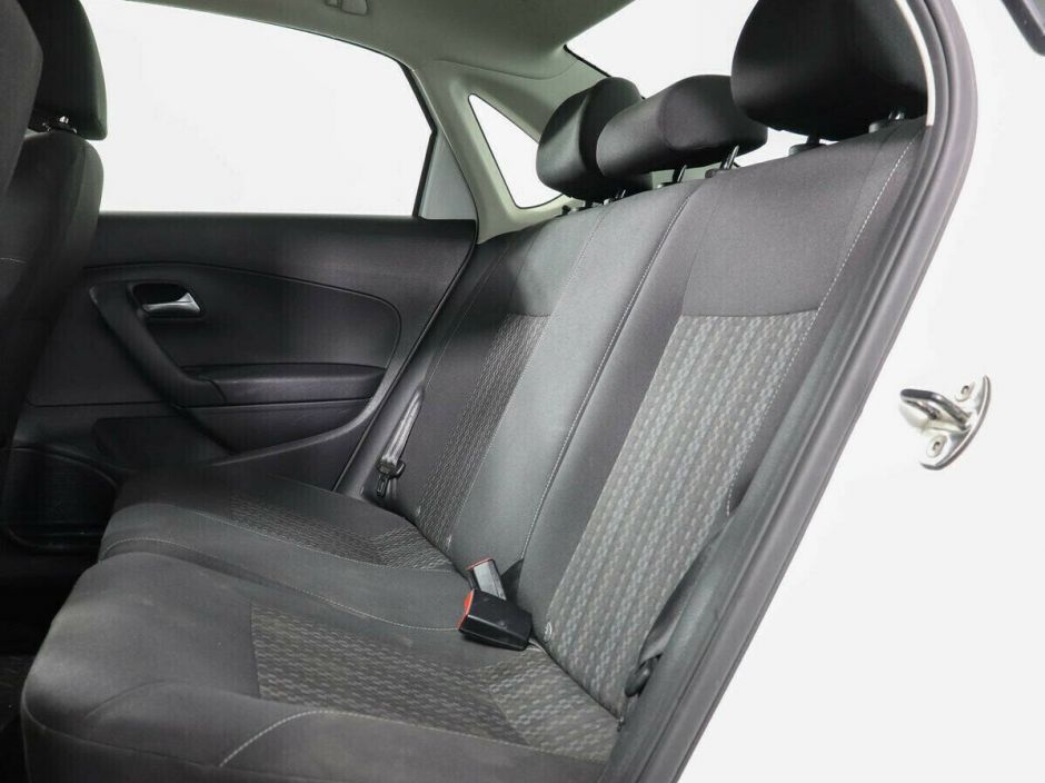 Volkswagen Polo 1.6 АКПП, 2016, 86 000 км фото 9