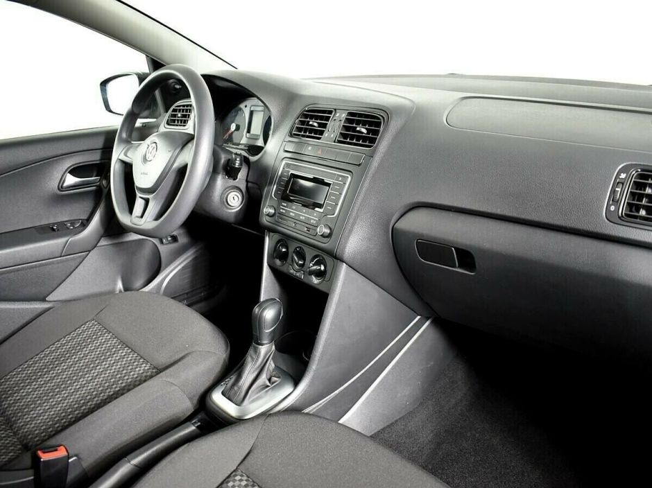 Volkswagen Polo 1.6 АКПП, 2016, 91 000 км фото 5