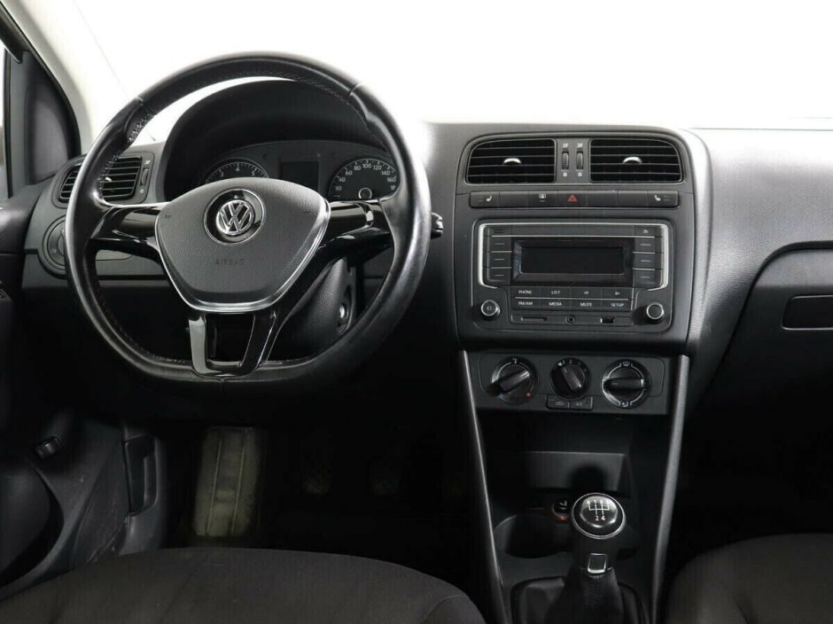 Volkswagen Polo 1.6 МКПП, 2016, 96 000 км фото 6