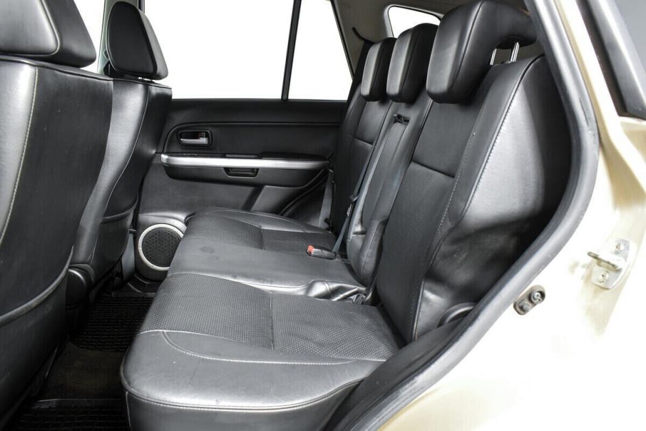 Suzuki Grand Vitara 2.4 АКПП, 2010, 164 000 км фото 9