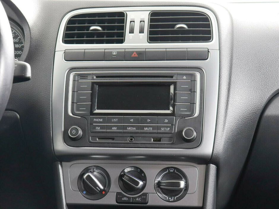 Volkswagen Polo 1.6 МКПП, 2019, 53 000 км фото 7