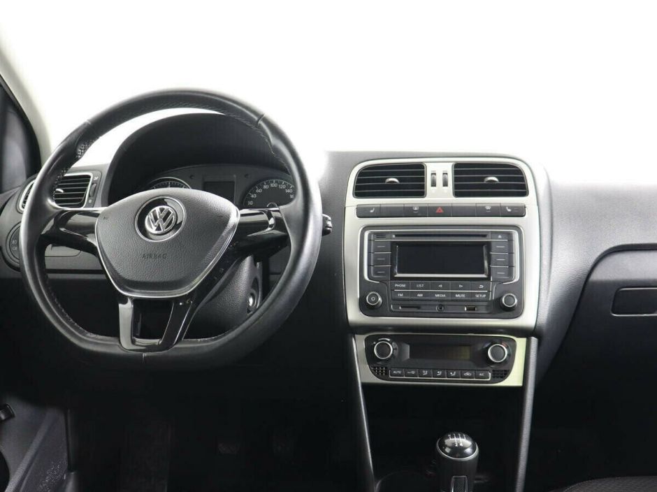 Volkswagen Polo 1.6 МКПП, 2019, 52 000 км фото 6