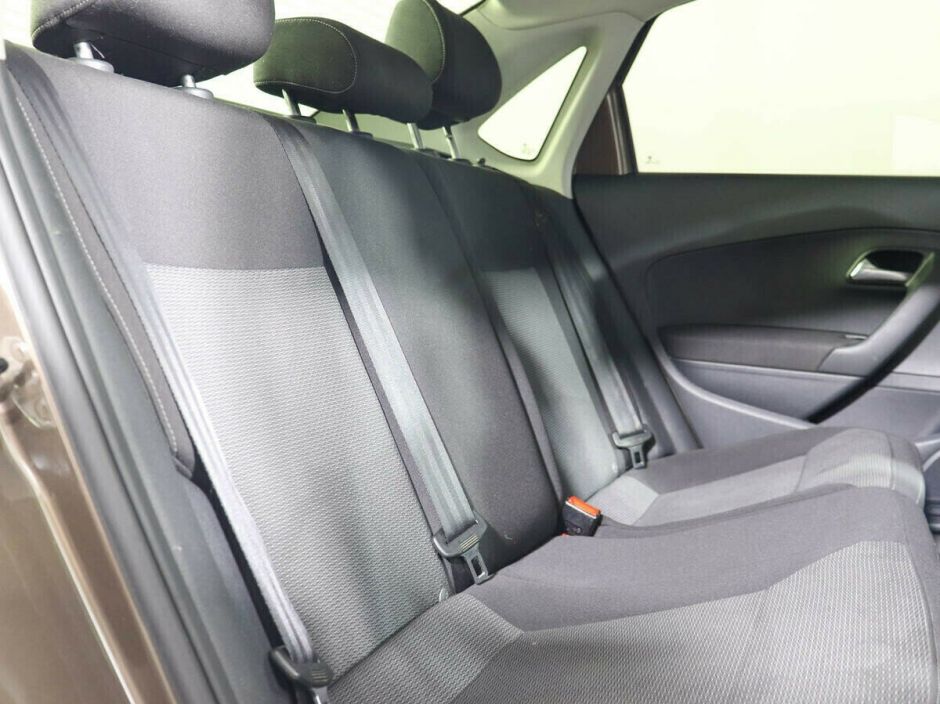 Volkswagen Polo 1.6 МКПП, 2019, 52 000 км фото 8